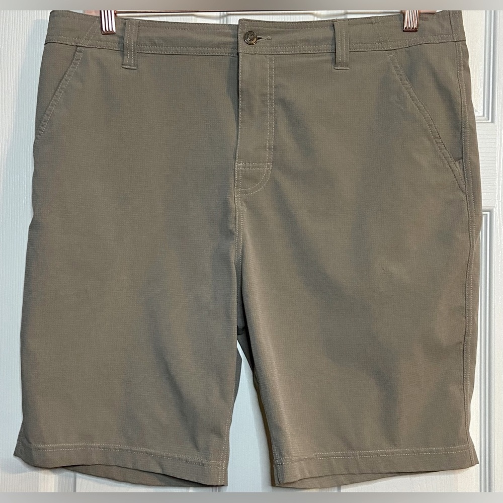 Prana Shorts Mens 38 Tan Standard Fit Hiking Outdoor 8” Inseam EUC